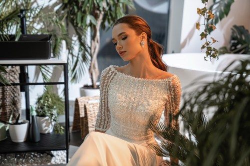 https://elisebride.ro/images/stories/virtuemart/product/ROSE            (2).jpg